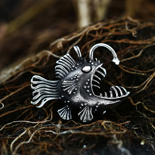 Collier Pendentif Poisson Squelette