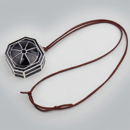 Collier Boussole Pirate – Pendentif Vintage Octogonal avec Chaîne en Corde