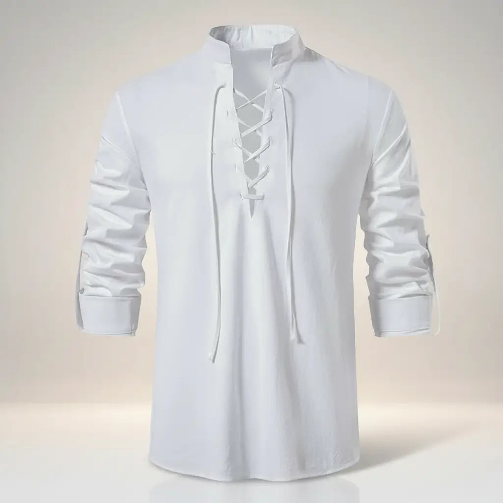 Chemise du navigateur des mers blanc vue de face, col à lacet marin.
