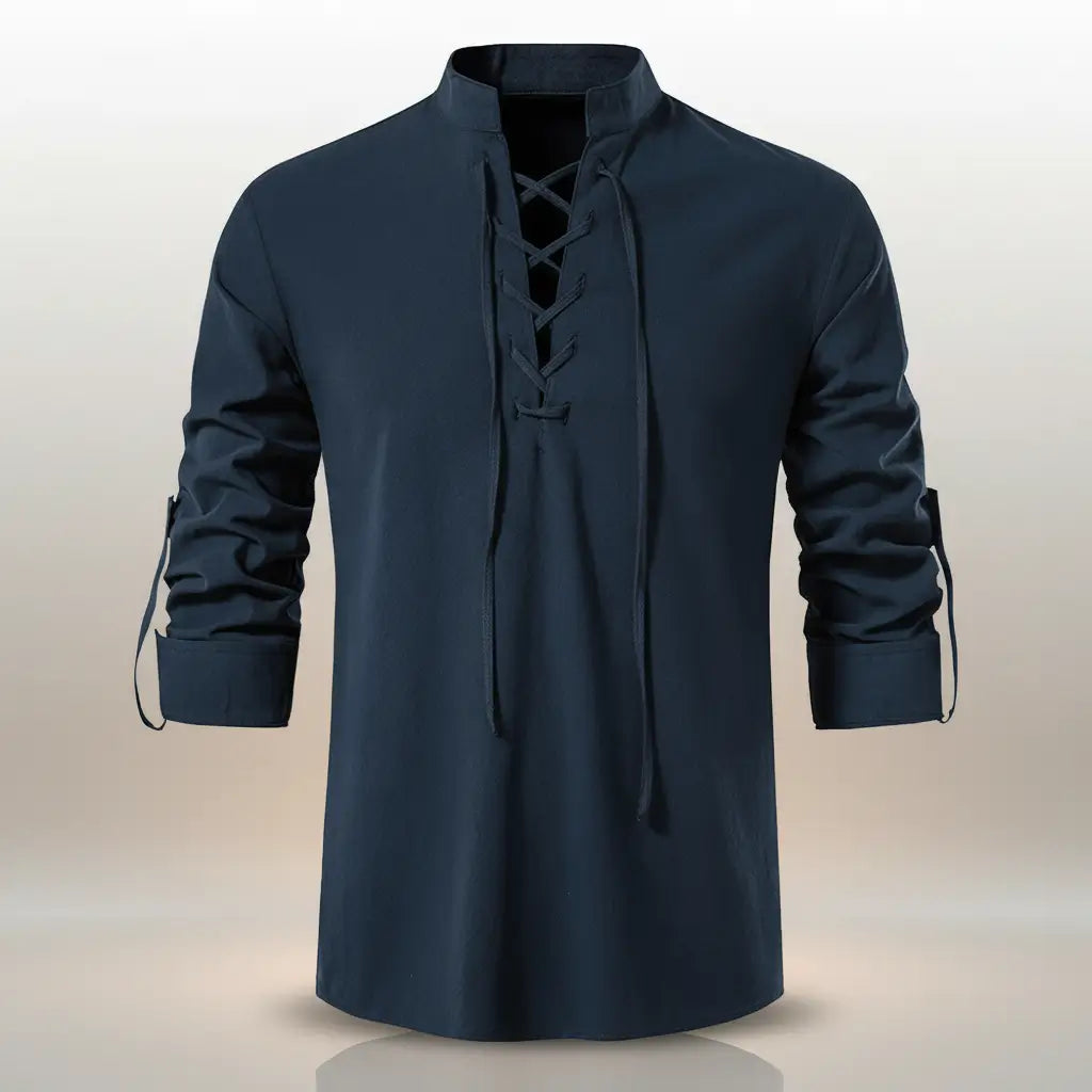 Chemise du navigateur des mers bleu marine vue de face, col à lacet marin.