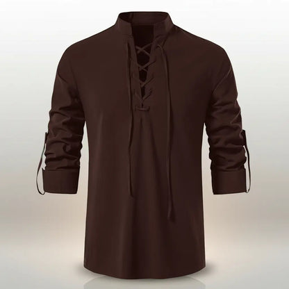 Chemise du navigateur des mers marron vue de face, col à lacet marin.