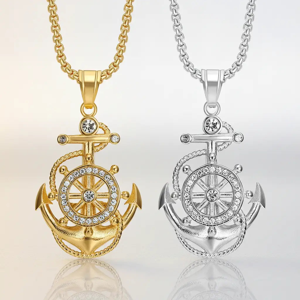 Deux variantes du Collier du Commandement or et argent de la gamme Capitaine.