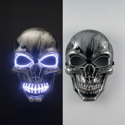 Masque crâne LED blanc avec lumière néon brillante et expression inquiétante.