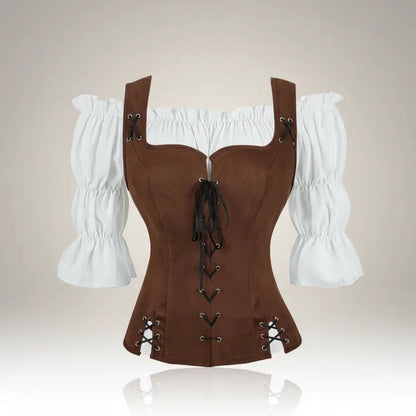 Ensemble corset chocolat avec chemisier blanc de la tenue de la navigatrice pirate sur fond blanc vue de face. 